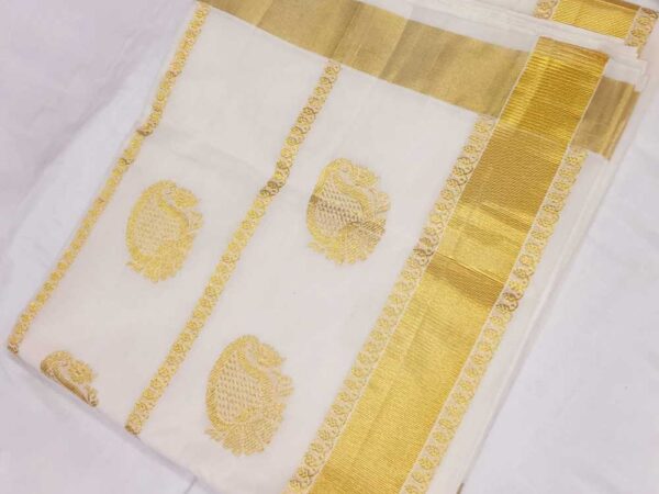 Kuthampully Saree - Kasavu Saree with Flower Design